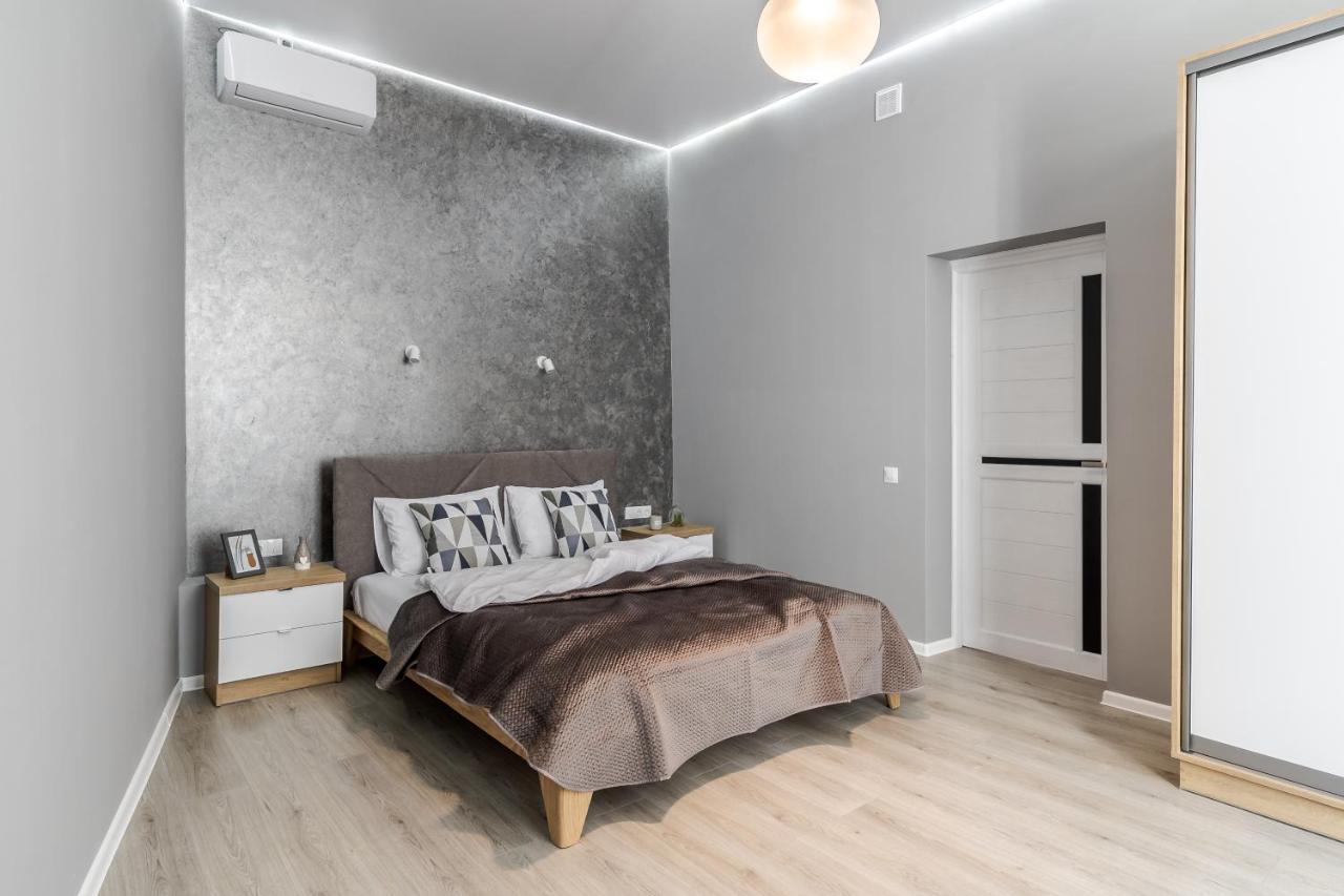 Inshiapartments On Popovycha Str 2 Lviv Kültér fotó